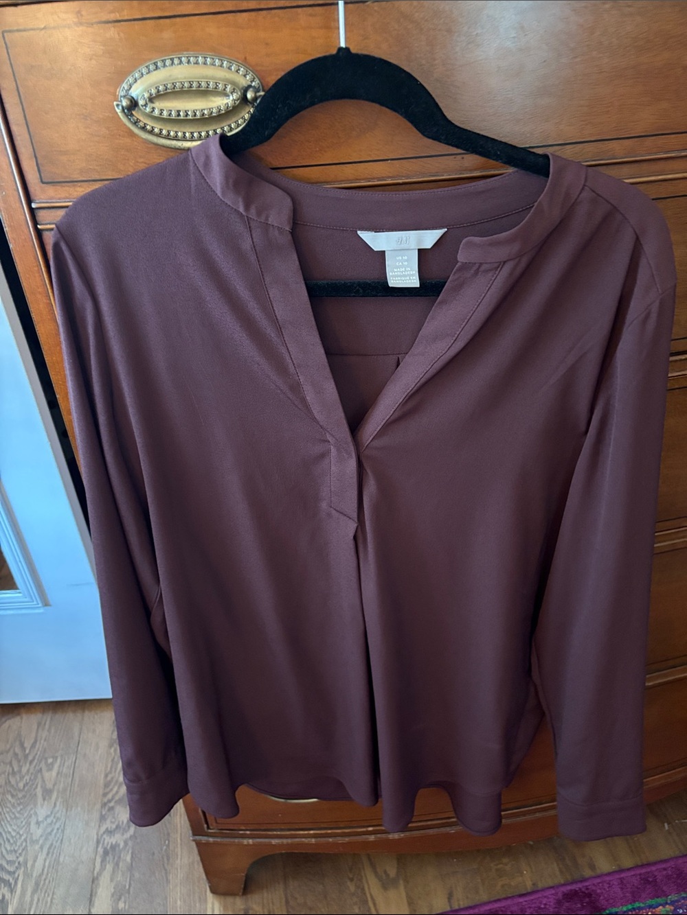H&M Brown Long-Sleeve Split-Neck Blouse